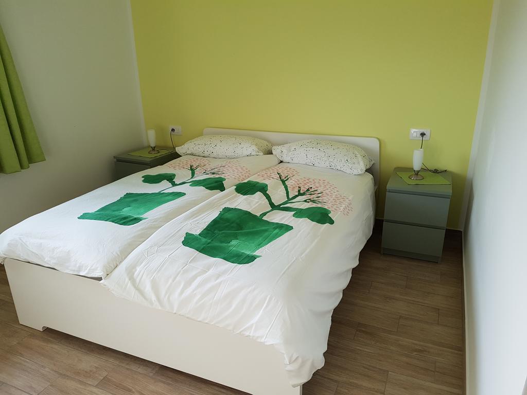 Rooms Tolminska Korita Luaran gambar